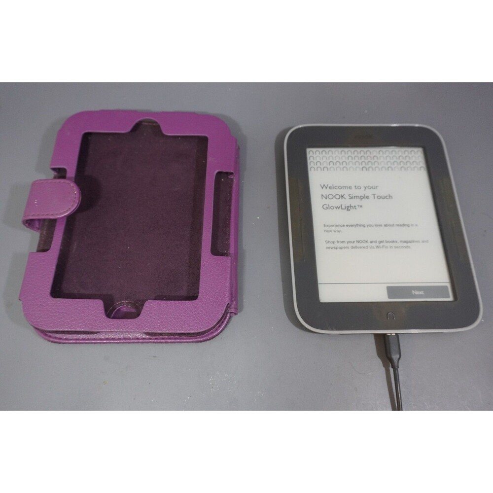 Barnes & Noble Nook Simple Touch GlowLight BNRV350 Bundle w Cover & Cable